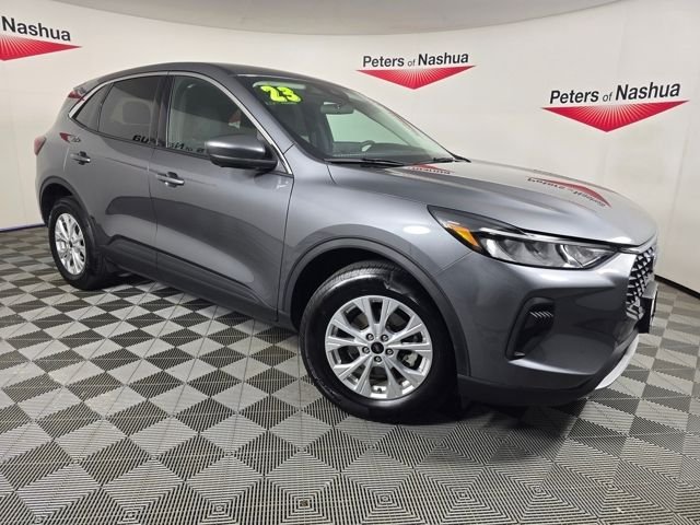Used 2023 Gray Metallic Ford Active image 1