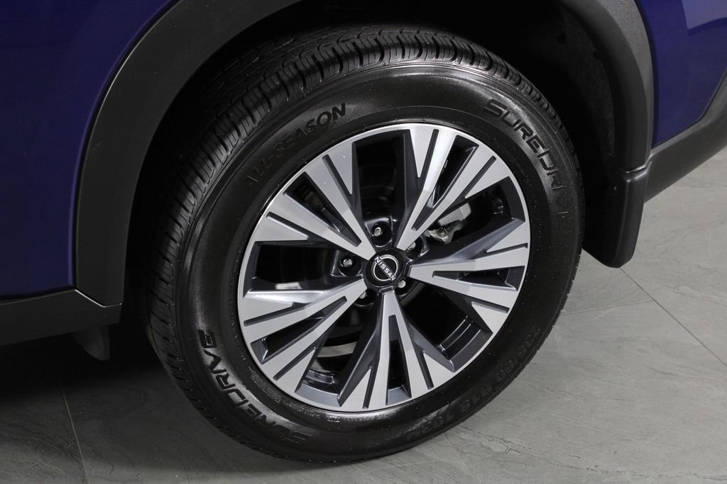2023 Nissan Rogue SV - Photo 12