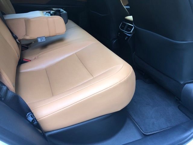 Used 2024 White Pearl Lexus 350 Premium image 13