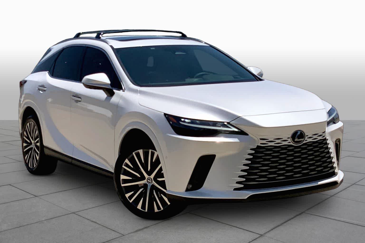Used 2024 Eminent White Pearl Lexus Premium Plus image 3
