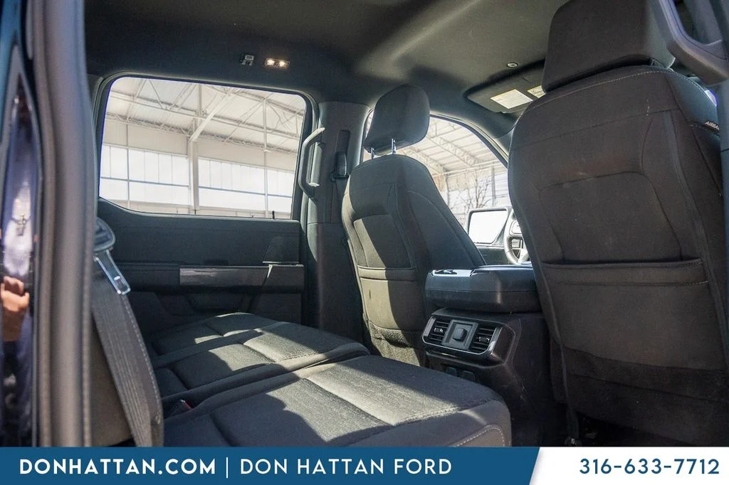 Used 2023 Black Ford XLT image 22