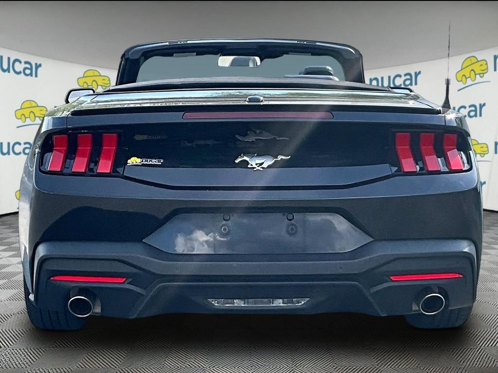 Used 2025 Shadow Black Ford EcoBoost Premium image 5