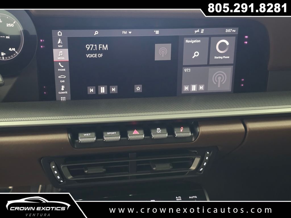 Used 2020  Porsche Carrera image 11