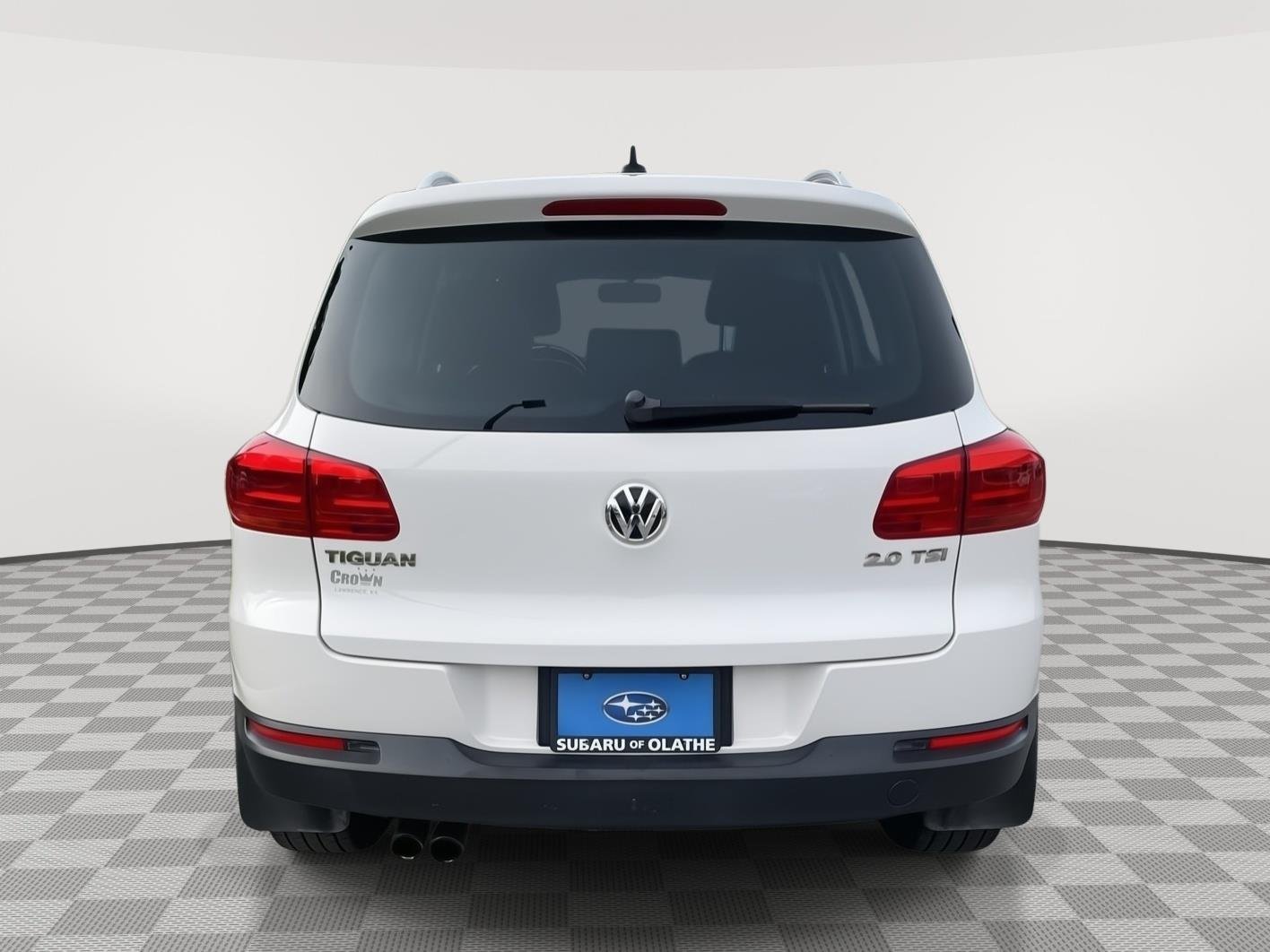 Used 2013 Candy White Volkswagen SE w/Sunroof & Nav image 14