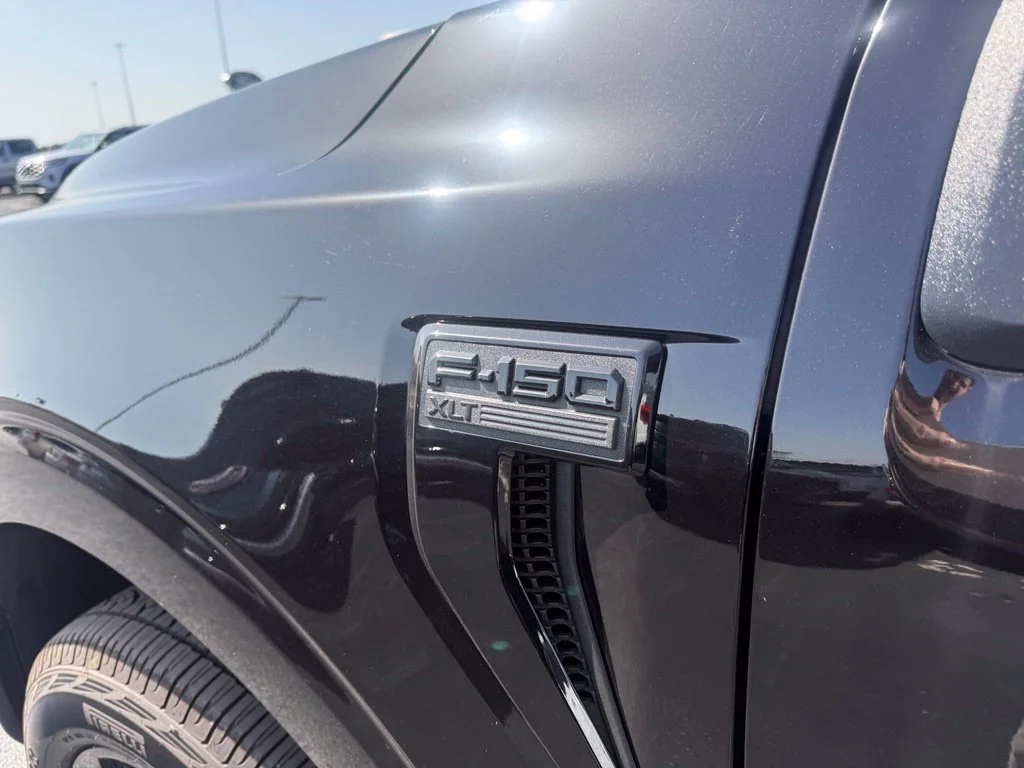 New 2026 Agate Black Metallic Ford XLT image 12
