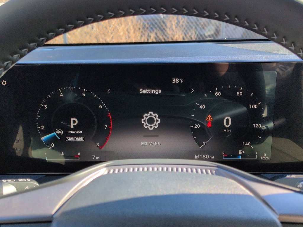 2026 Nissan Sentra SL - Photo 8