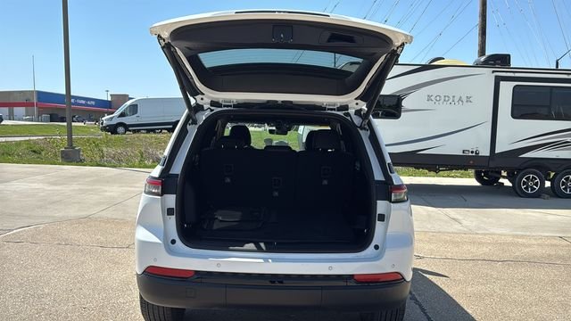 Certified Used 2025 White Jeep Altitude image 13