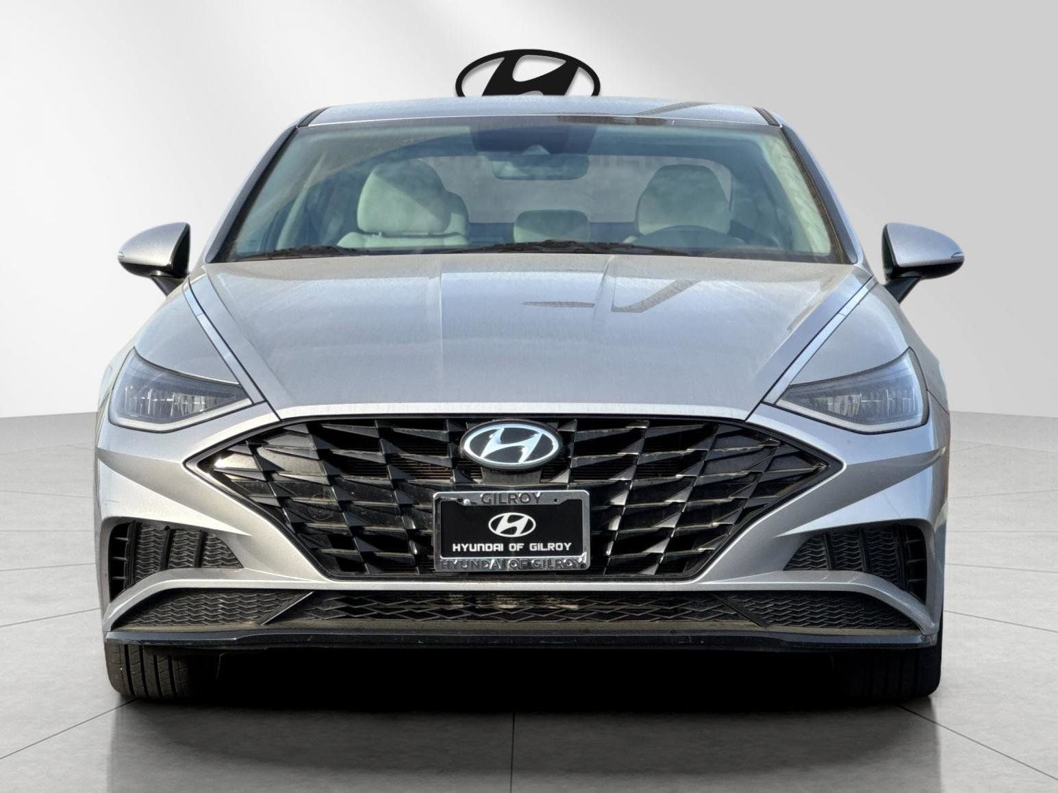 Used 2023 Silver Hyundai SEL image 8