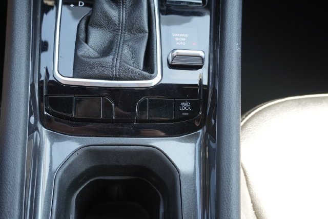 Used 2024 Black Jeep Latitude image 38