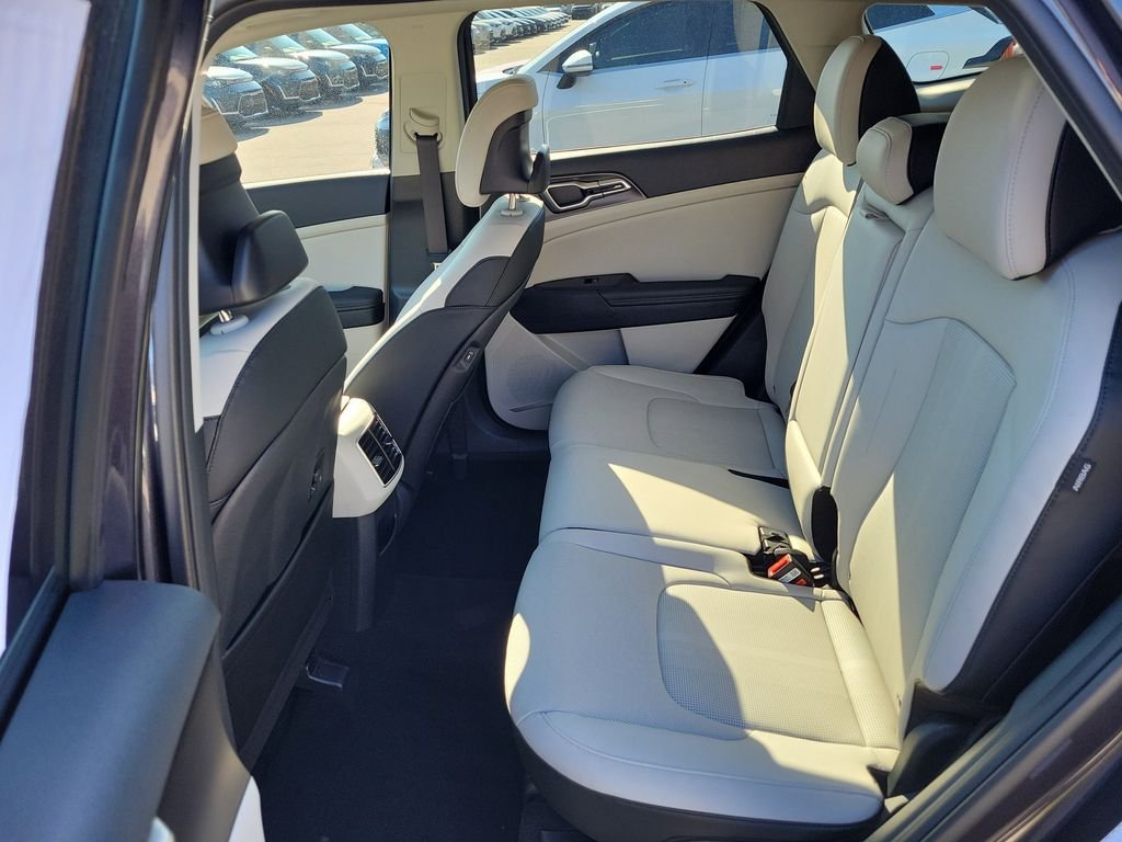 New 2026 Gray Kia EX image 16