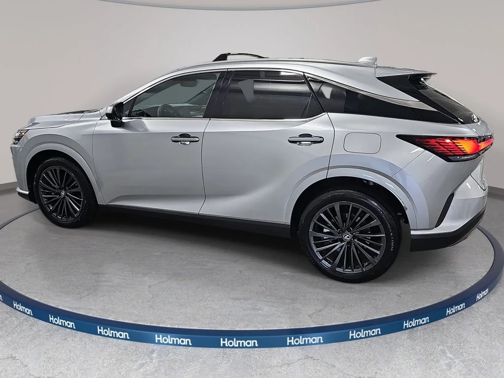 Certified Used 2025 Silver Lexus 350 Premium image 9