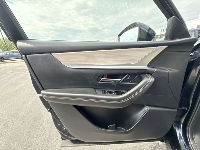 Used 2024 Blue Mazda Preferred image 13