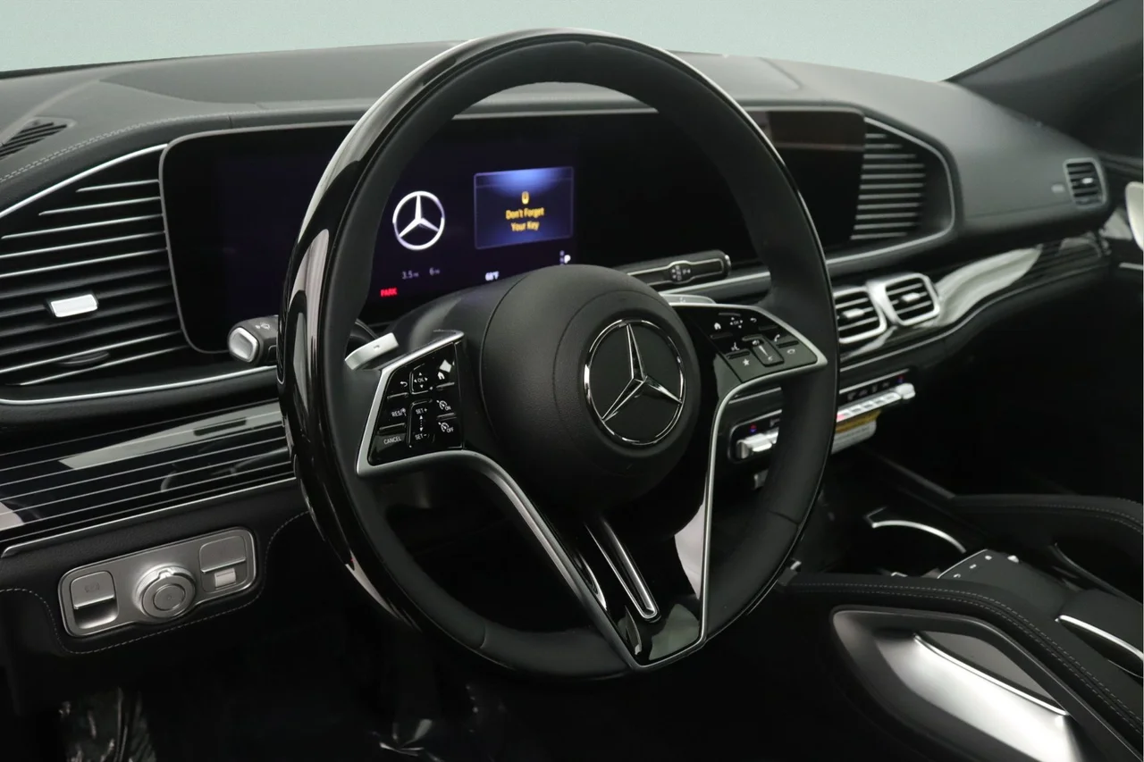 New 2026 Black Mercedes-Benz 450 Coupe 4MATIC® image 4