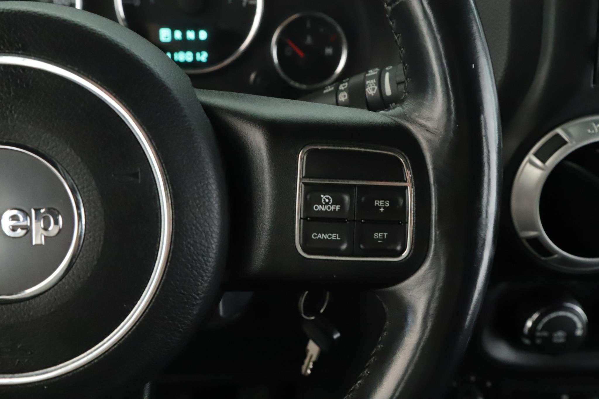 2014 Jeep Wrangler Unlimited Sahara - Photo 7