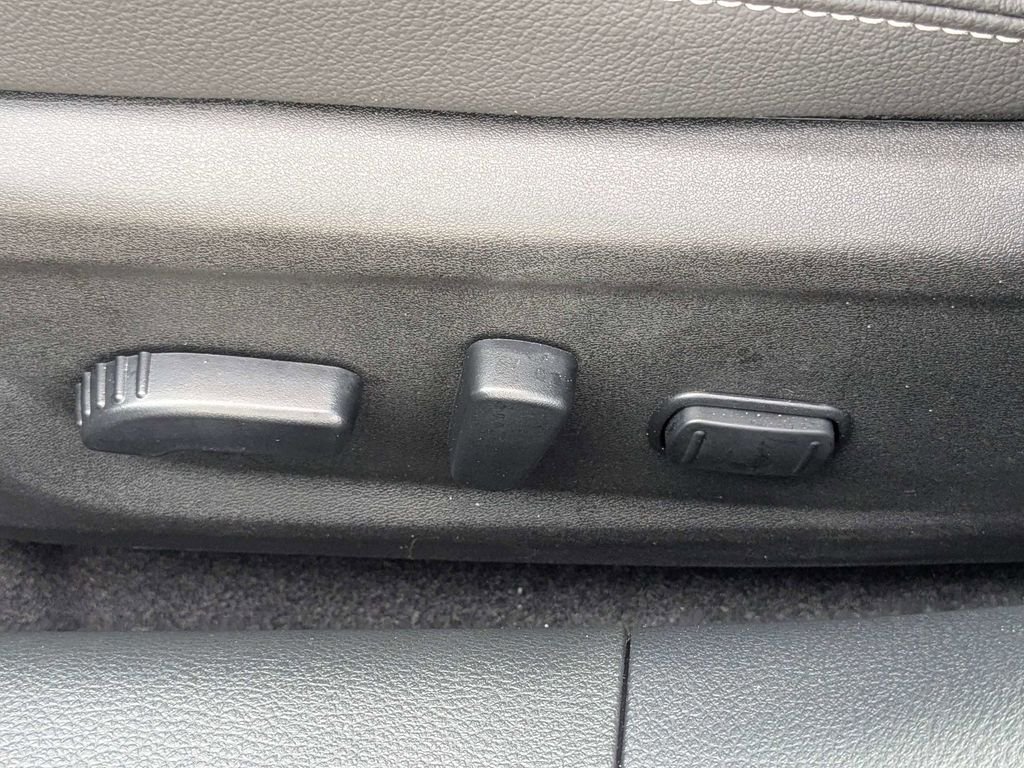 2025 Nissan Altima SL - Photo 19