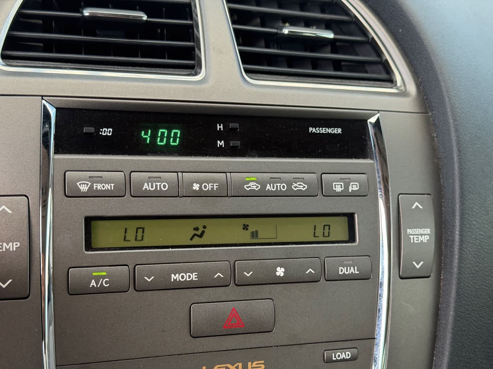 Used 2010 Starfire Pearl Lexus  image 18