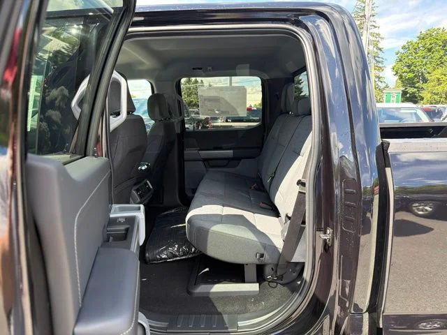 New 2026 Agate Black Metallic Ford XLT image 53