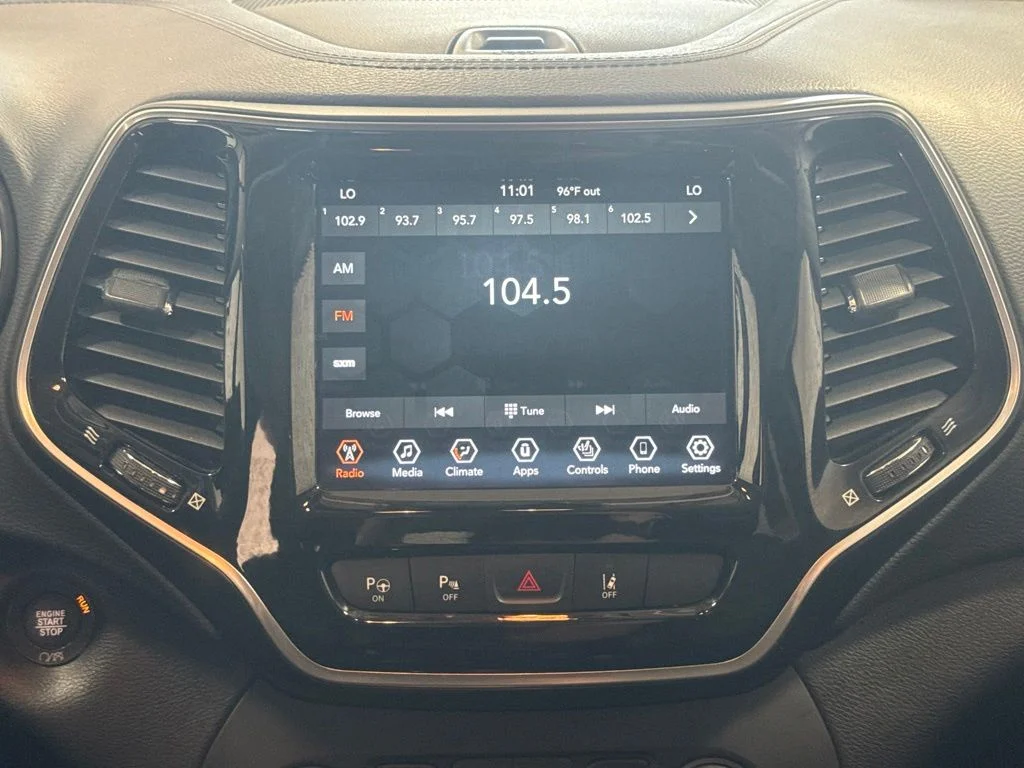 Used 2021 Black Jeep Limited image 17