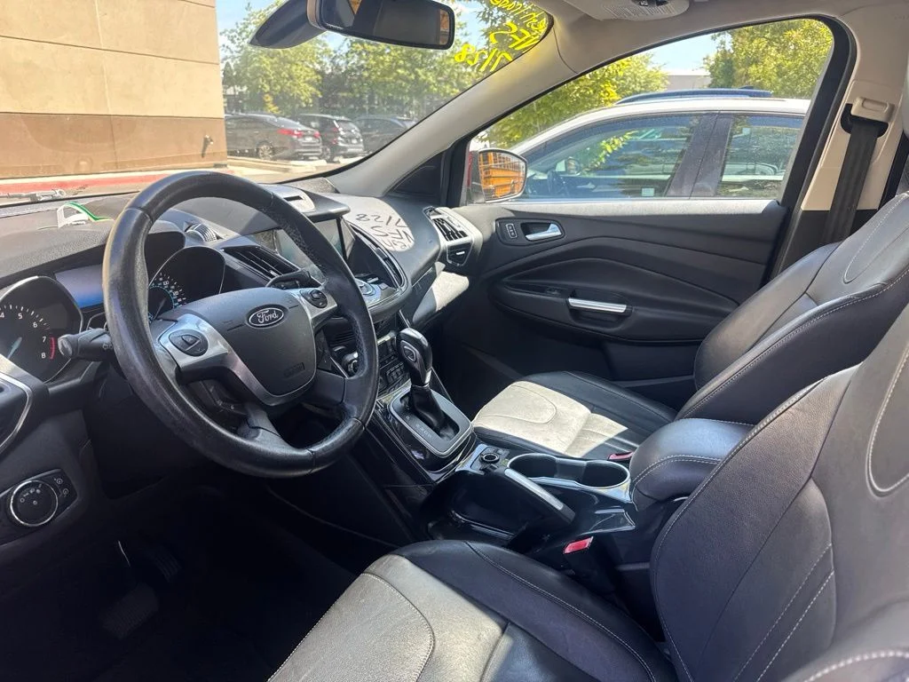 Used 2013 Red Ford Titanium image 4
