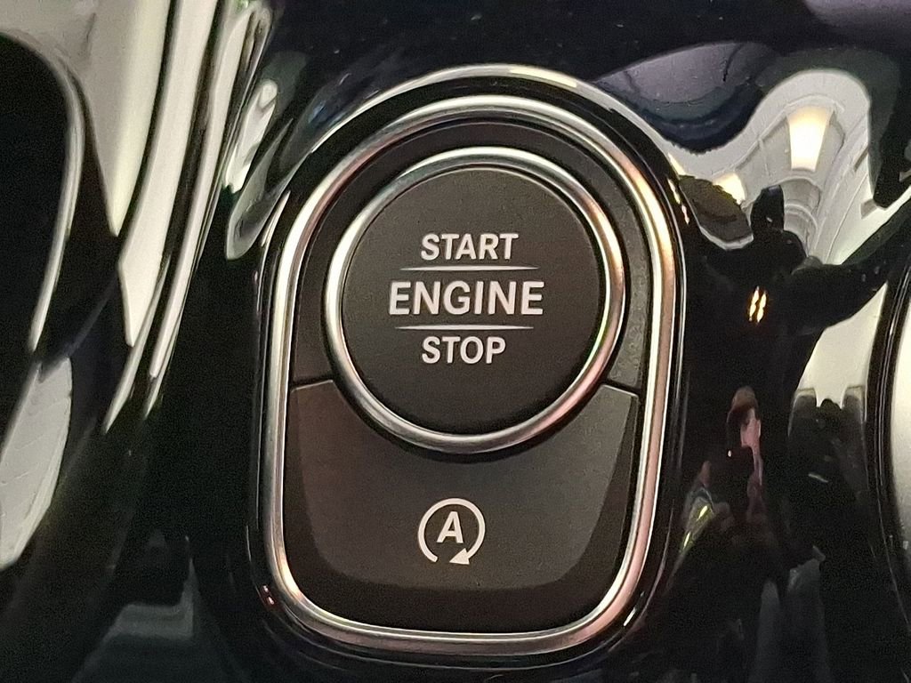 New 2026 Mountain Grey Metallic Mercedes-Benz GLA 250 image 50