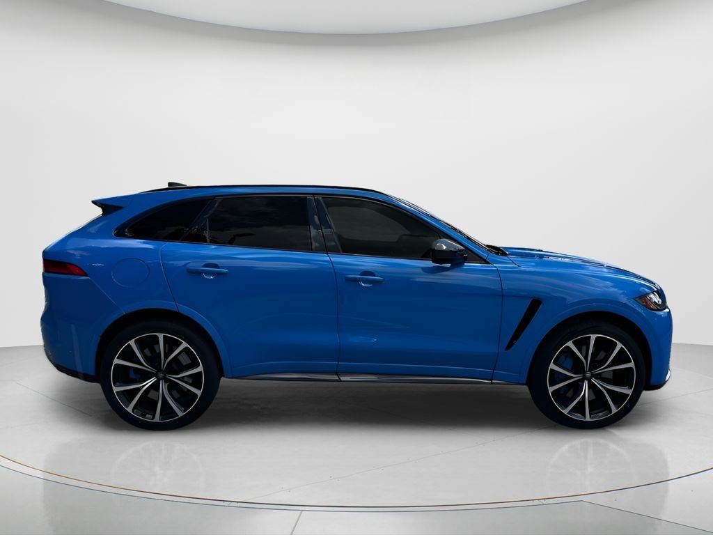 Used 2020 Blue Jaguar SVR image 4
