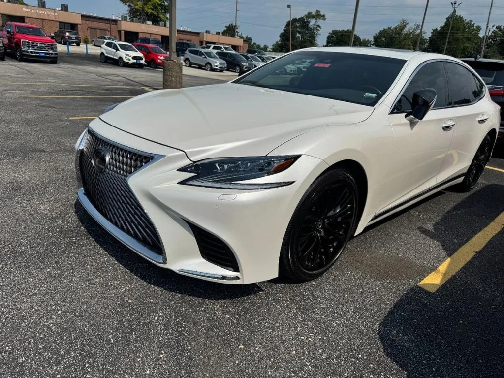 Used 2018 Ultra White Lexus 500 Base image 6