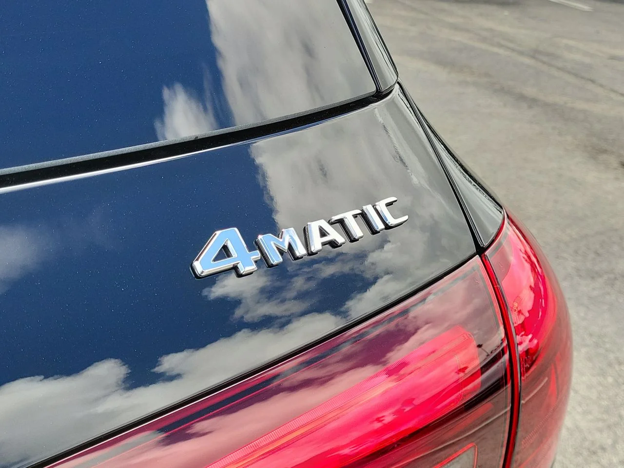 Certified Used 2026 Black Mercedes-Benz GLE 350 image 8