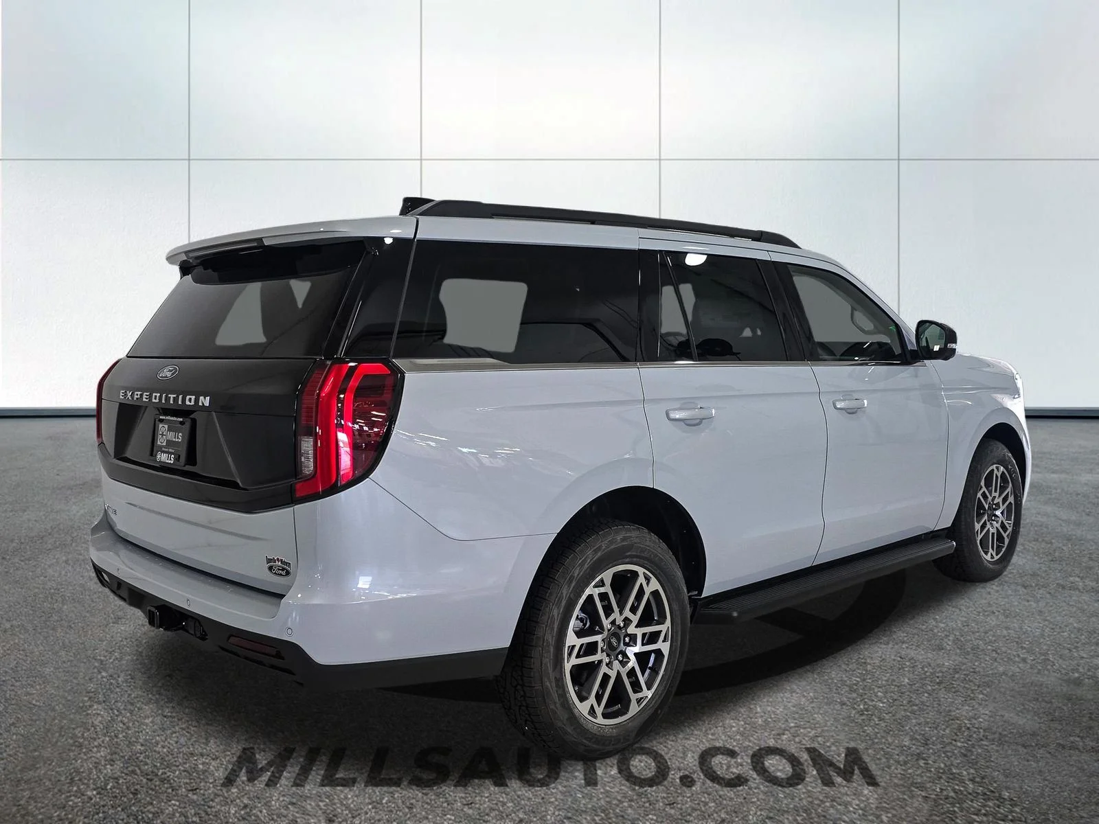New 2026 Space Silver Metallic Ford Active image 8