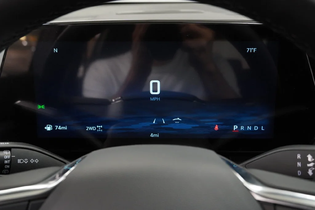 New 2027 Sterling Gray Metallic Chevrolet LT image 15