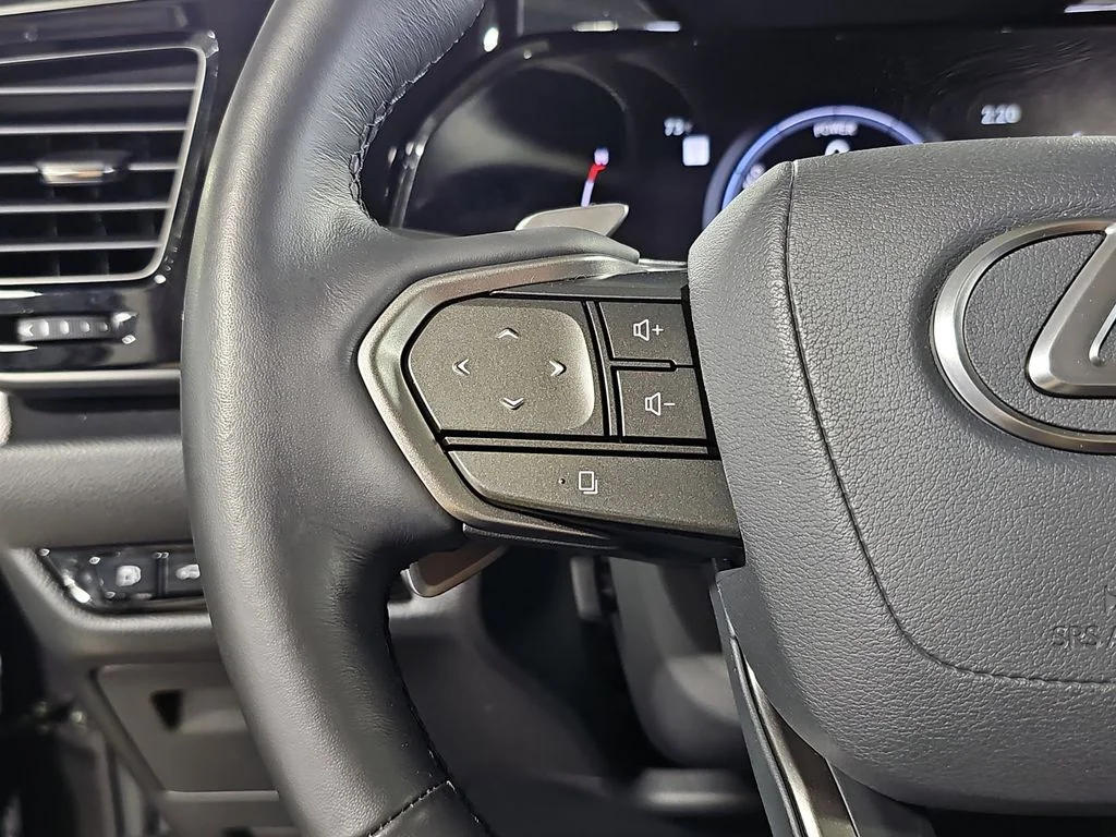 Used 2025 Gray Lexus 350h Premium image 18