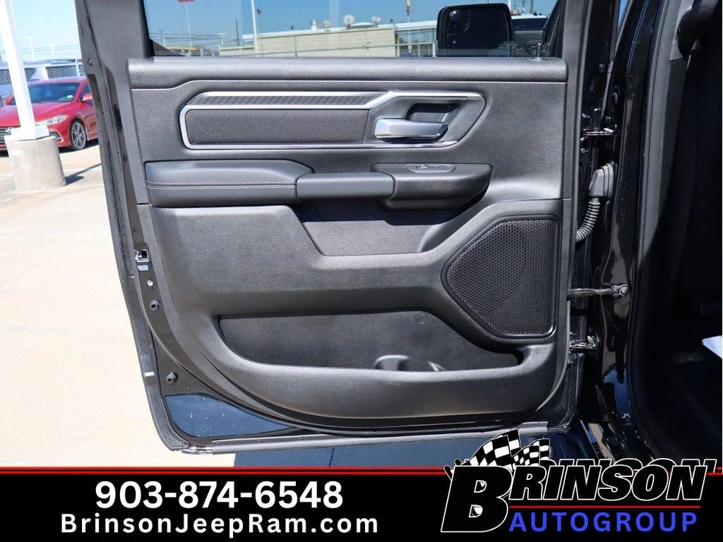 New 2026 Diamond Black Crystal Pearl-Coat Exterior Paint RAM Lone Star image 6