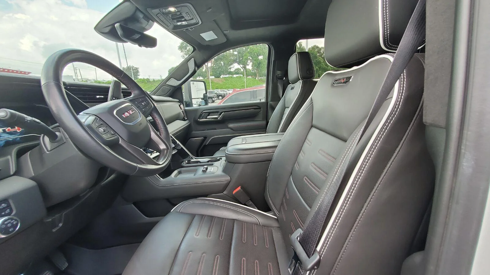 Used 2024 Summit White GMC AT4X image 3