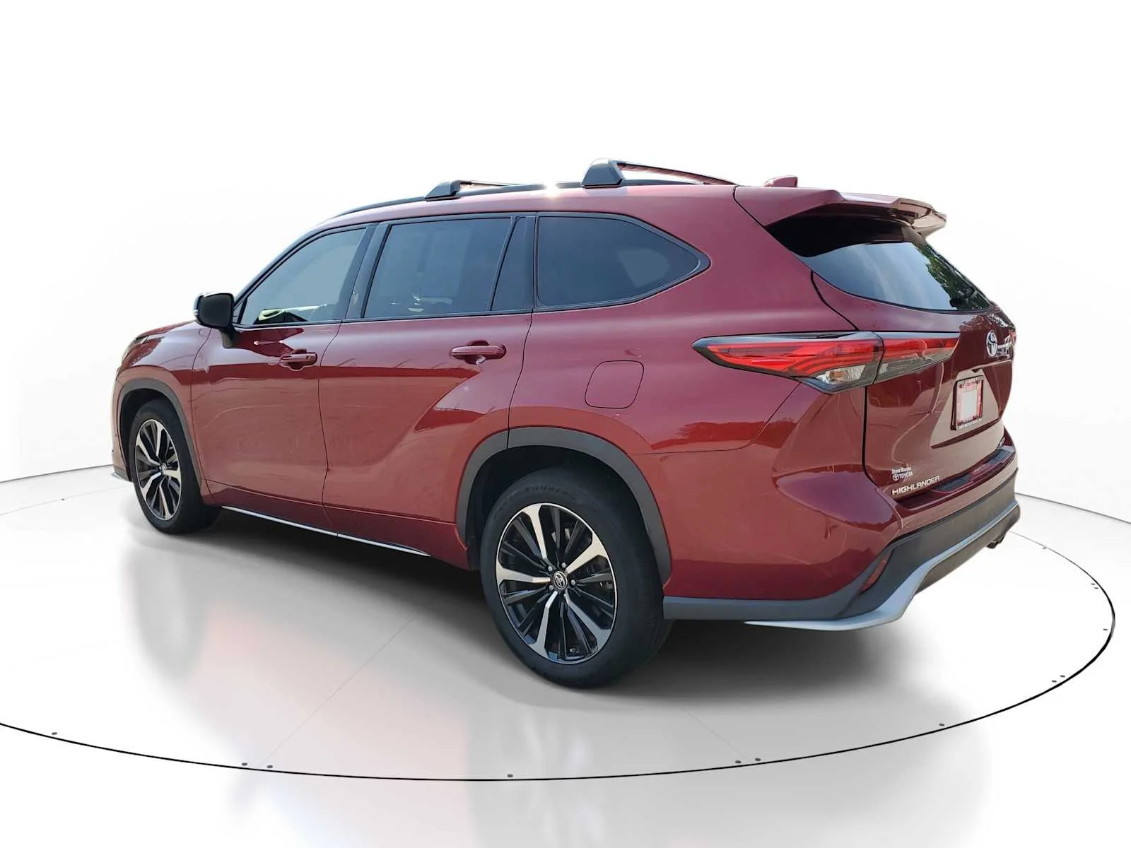 Used 2021 Ruby Flare Pearl Toyota XSE image 4