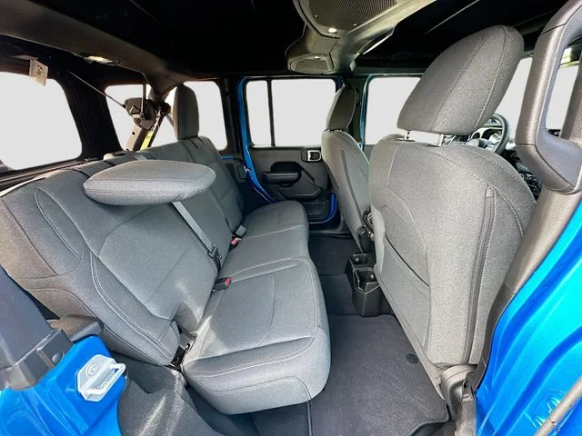 Certified Used 2024 Blue Jeep Sport S image 27