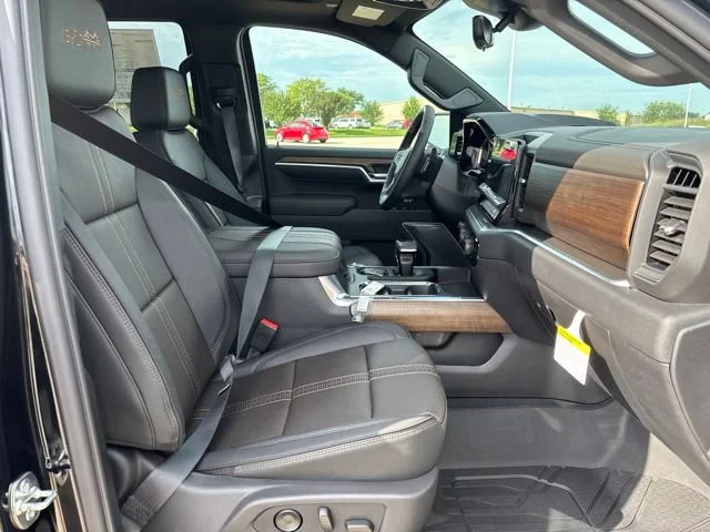 2026 Chevrolet Silverado 1500 High Country - Photo 30