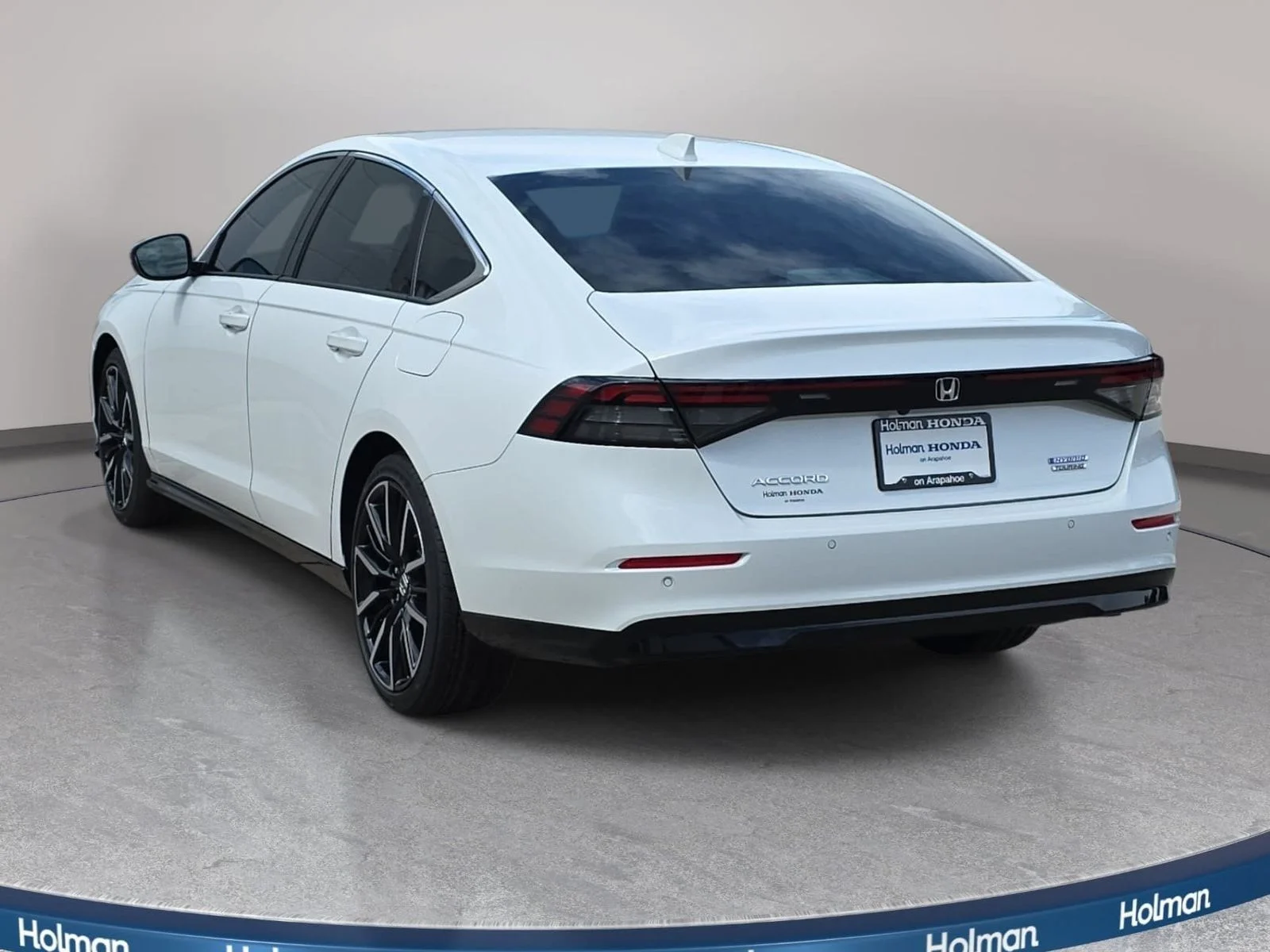 New 2026 Platinum White Pearl Honda Touring image 7