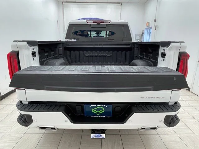 Certified Used 2023 White GMC  image 24