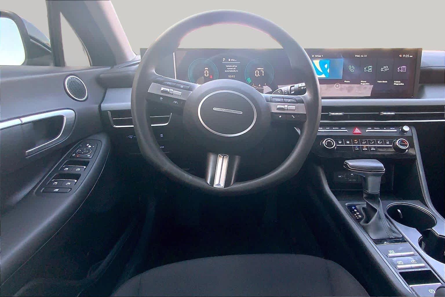 2025 Hyundai Sonata SE - Photo 6