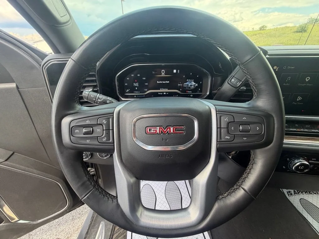 Used 2023 Onyx Black GMC Elevation image 28