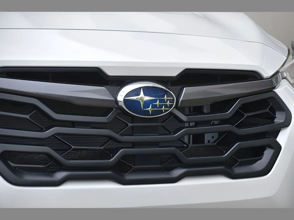 New 2026 Crystal White Pearl Subaru Premium image 10