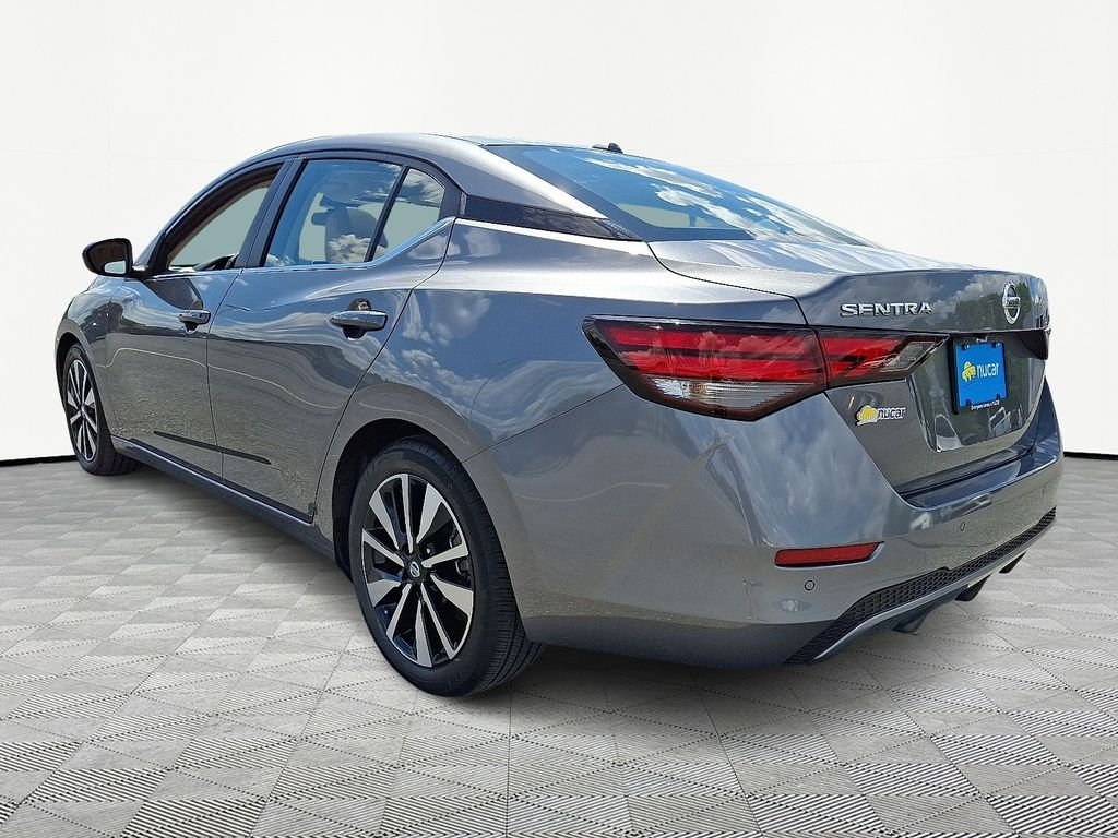Used 2023 Gray Nissan SV image 5