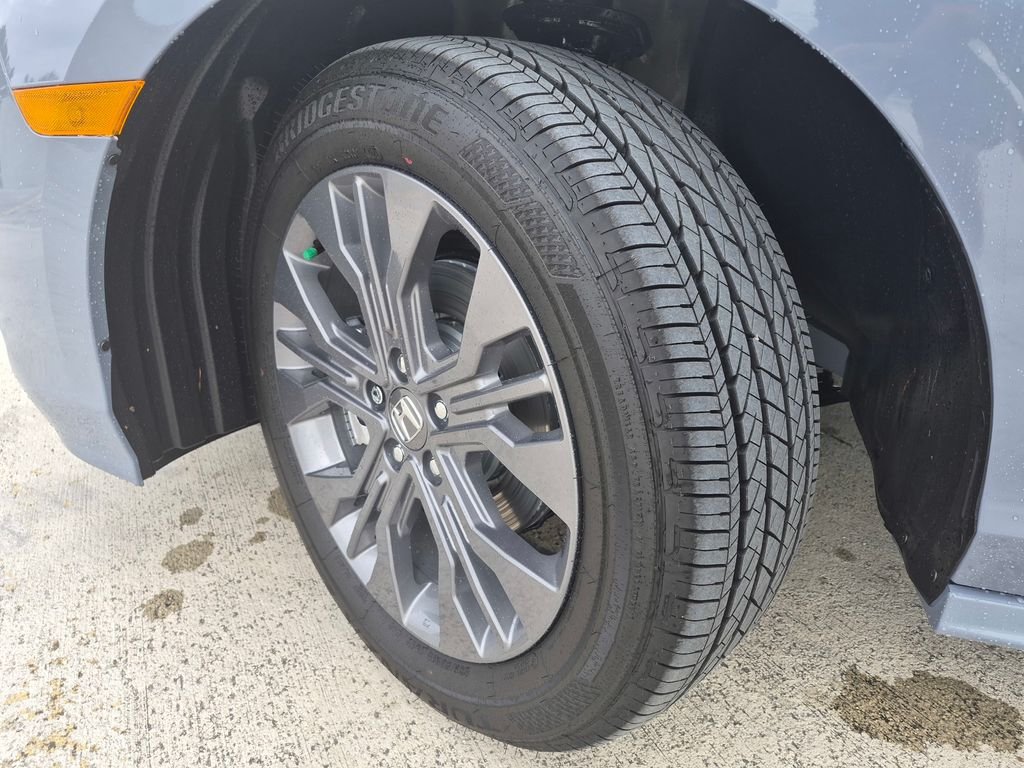 New 2027 Sonic Gray Pearl Honda Touring image 9