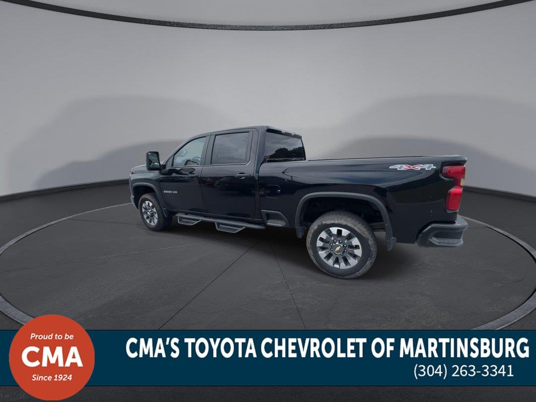 Used 2024 Black Chevrolet Custom image 6