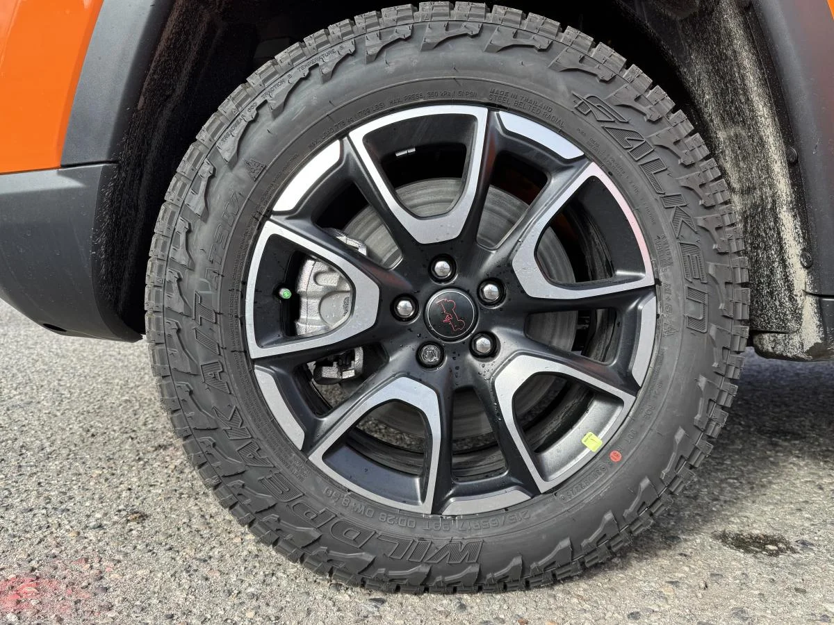 New 2026 joose Jeep Trailhawk image 19