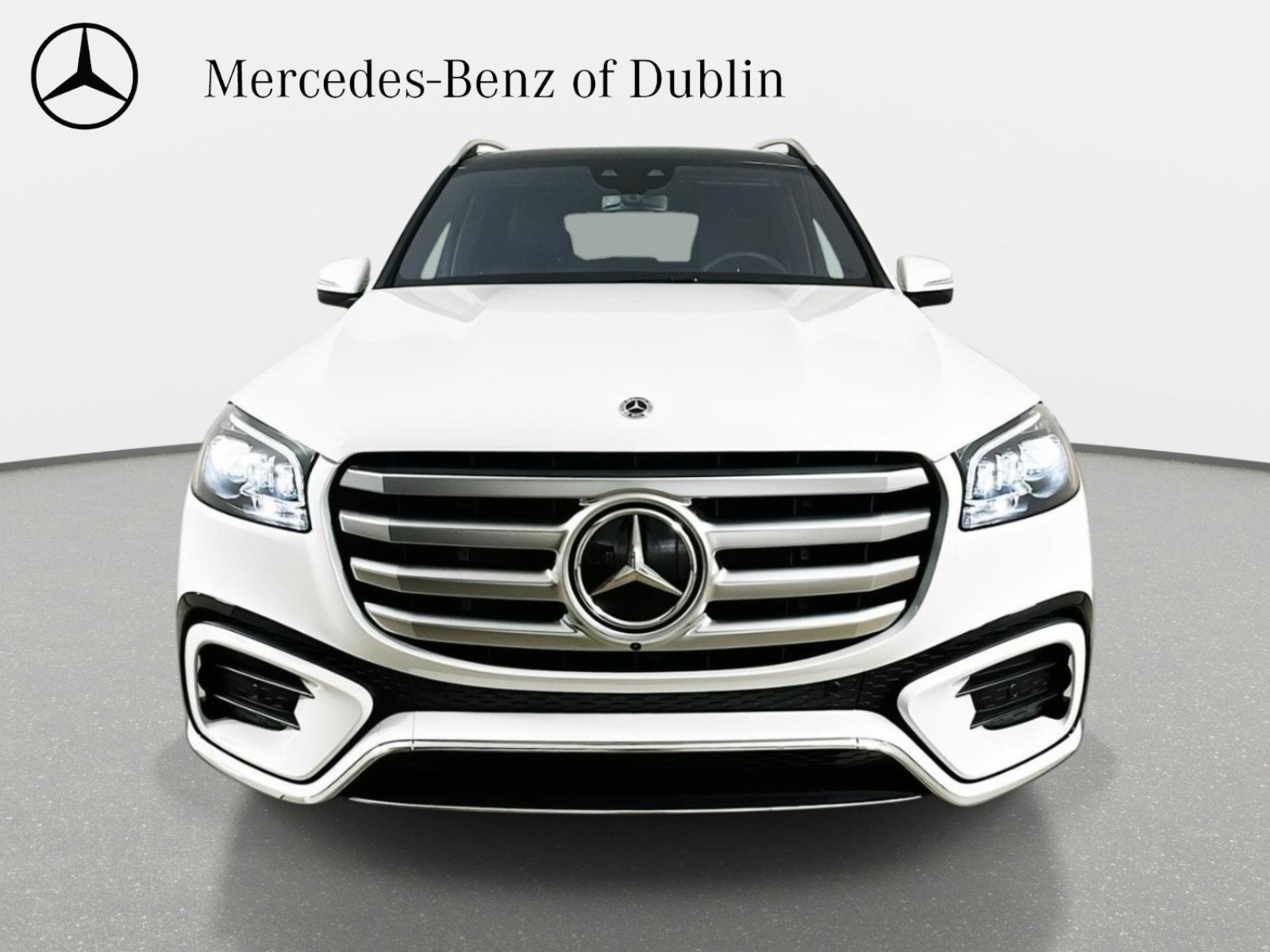 Used 2026 Black Mercedes-Benz GLS 580 image 2