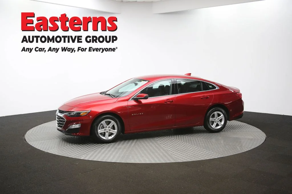 Used 2024 Red Chevrolet LT image 57