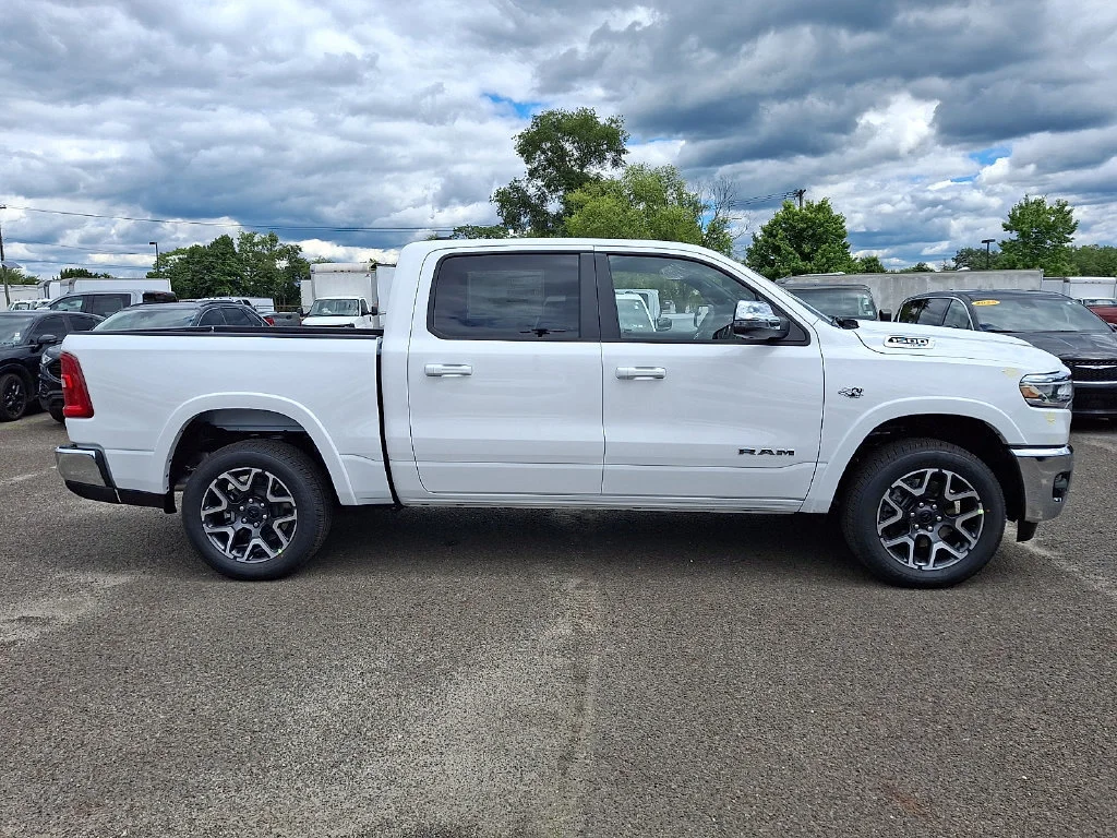 New 2027 Bright White Clear-Coat Exterior Paint RAM Laramie image 9