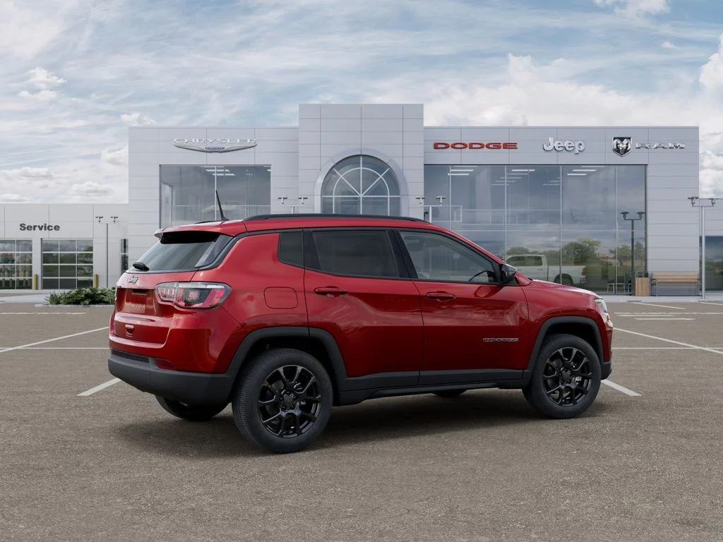 New 2026 Red Hot Pearlcoat Jeep Latitude image 4