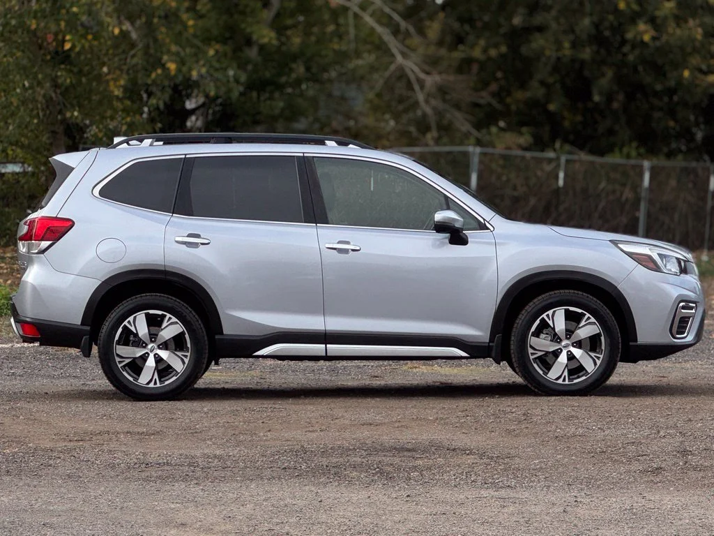 Used 2019 Ice Silver Metallic Subaru Touring image 8