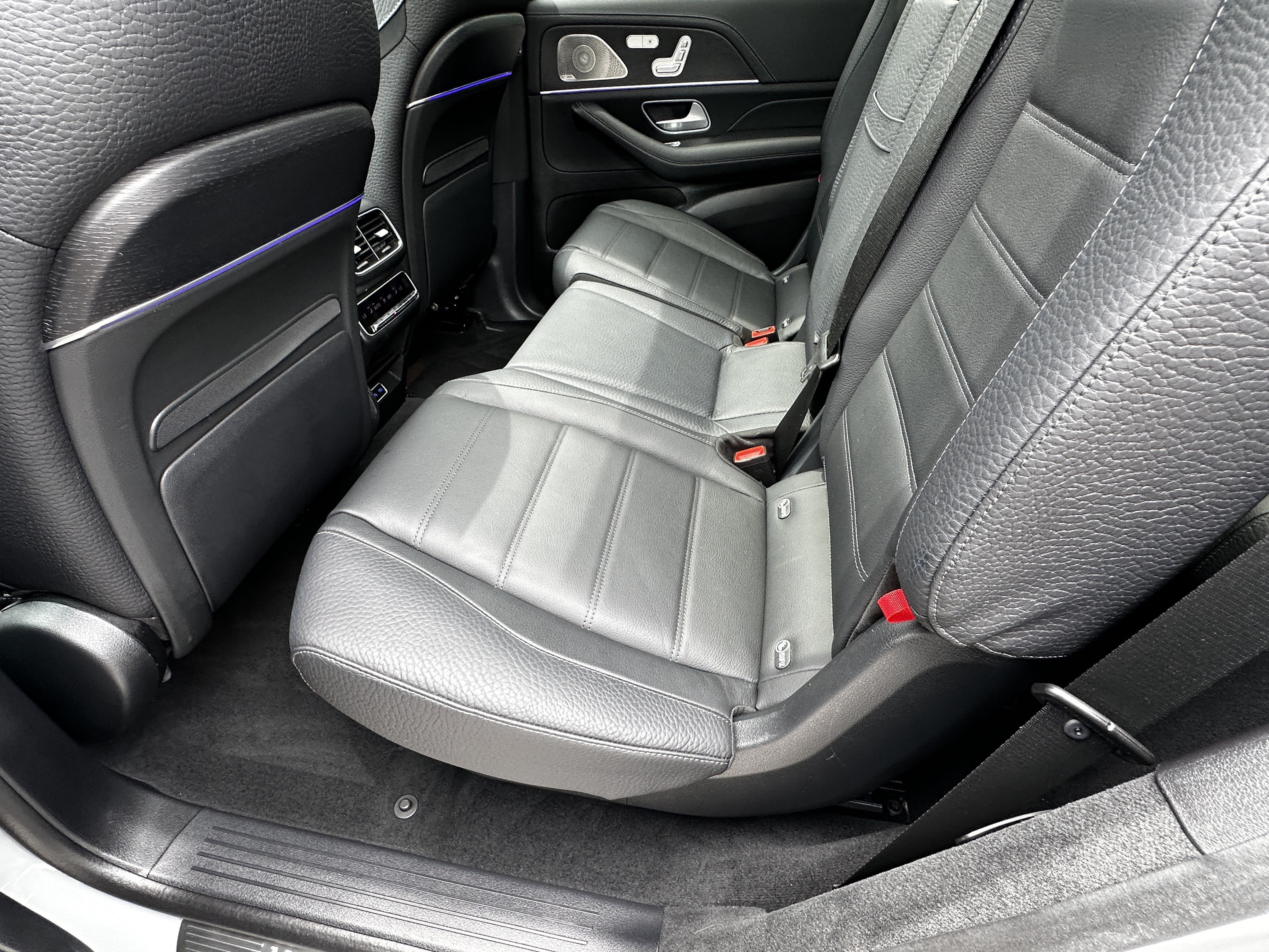 Certified Used 2024 Gray Mercedes-Benz GLS 580 image 25